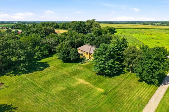 1051 NE 91st Street, Runnells, IA 50237