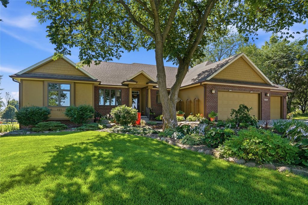 1051 NE 91st Street, Runnells, IA 50237