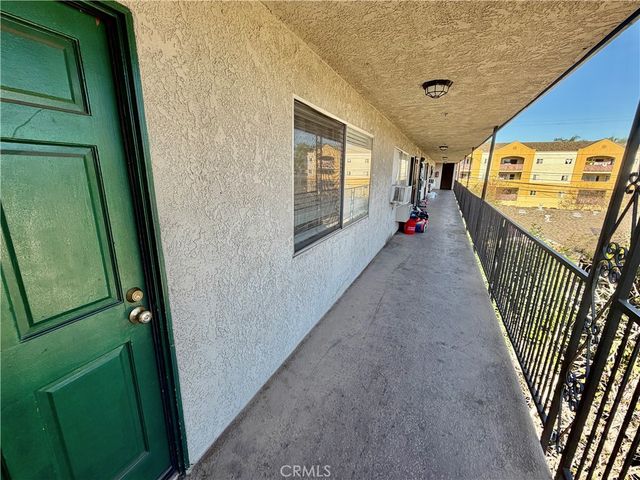 710 W Washington, Santa Ana, CA 92706