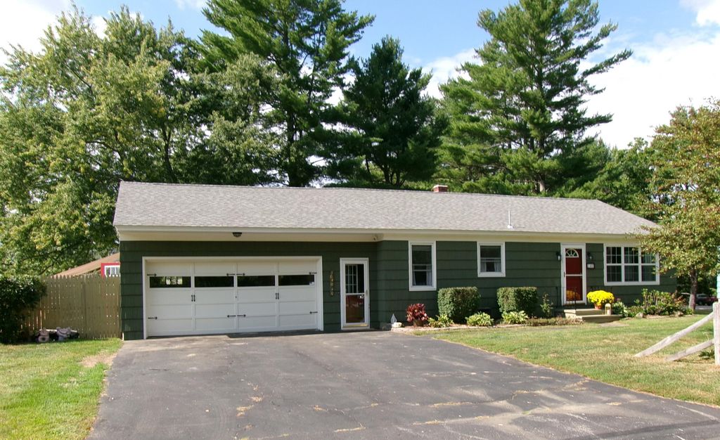 140 Hogan Road, Lewiston, ME 04240 — exterior