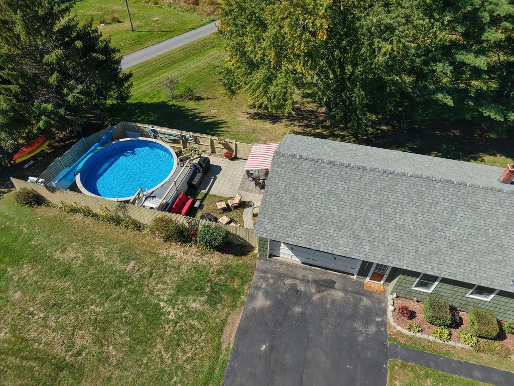140 Hogan Road, Lewiston, ME 04240 — photo 3