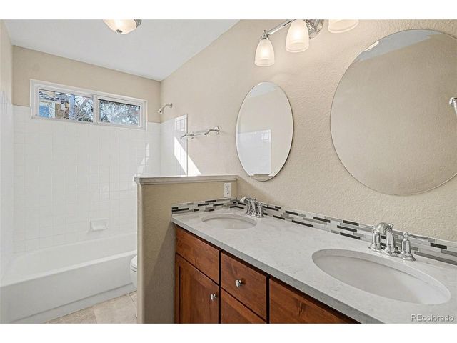 8046 Lodgepole Trl, Lone Tree, CO 80124