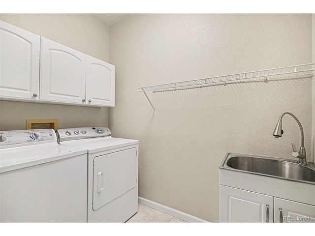 8046 Lodgepole Trl, Lone Tree, CO 80124