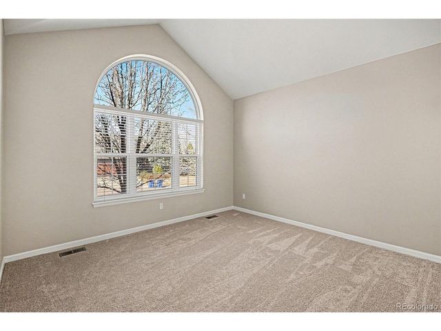 8046 Lodgepole Trl, Lone Tree, CO 80124