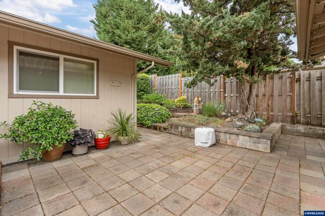 3030 NW Princess St, Corvallis, OR 97330
