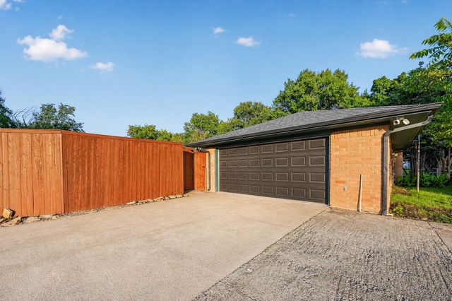 2709 Chadwick Drive, Plano, TX 75075