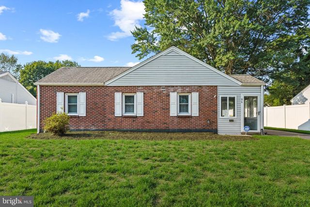 96 ORCHARD AVE, Dover, DE 19901