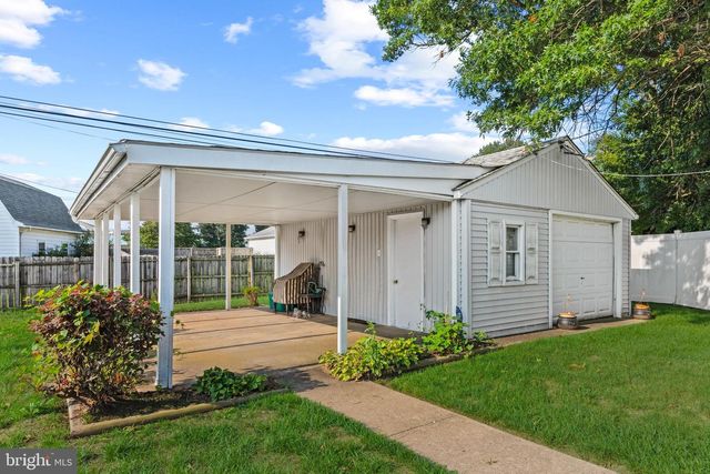 96 ORCHARD AVE, Dover, DE 19901
