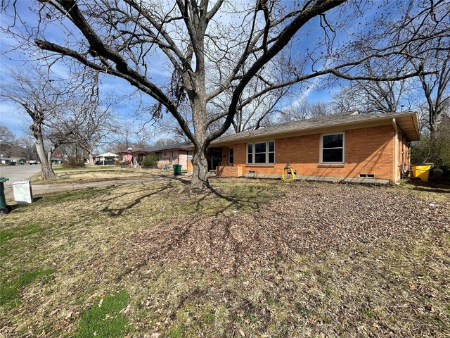 1309 N Binkley Street, Sherman, TX 75092