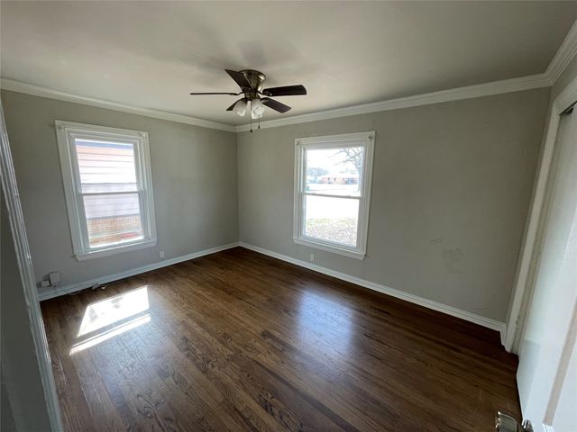 1309 N Binkley Street, Sherman, TX 75092