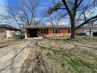 1309 N Binkley Street, Sherman, TX 75092