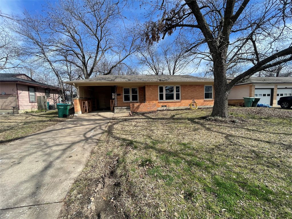 1309 N Binkley Street, Sherman, TX 75092