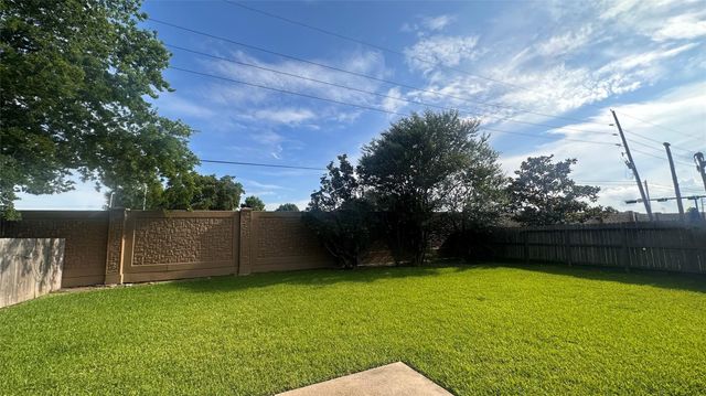 3522 Sheldon Drive, Pearland, TX 77584