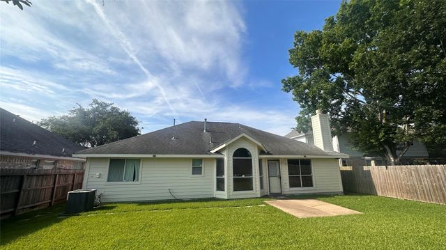 3522 Sheldon Drive, Pearland, TX 77584
