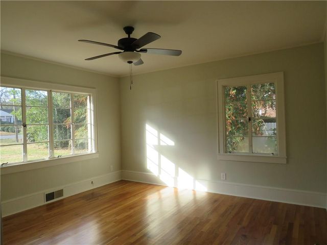 214 Jule Peek Avenue, Cedartown, GA 30125