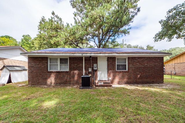 207 Tupperway Drive, Summerville, SC 29483