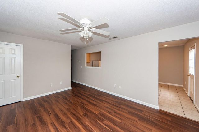 207 Tupperway Drive, Summerville, SC 29483