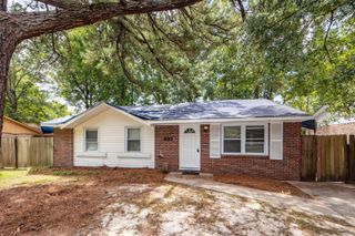 207 Tupperway Drive, Summerville, SC 29483