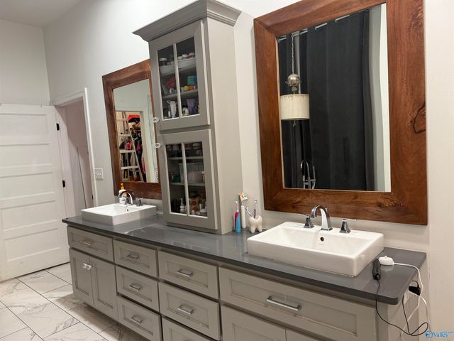 619 Neel School Road, Danville, AL 35619