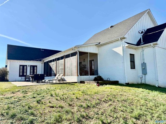 619 Neel School Road, Danville, AL 35619