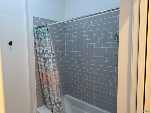 619 Neel School Road, Danville, AL 35619