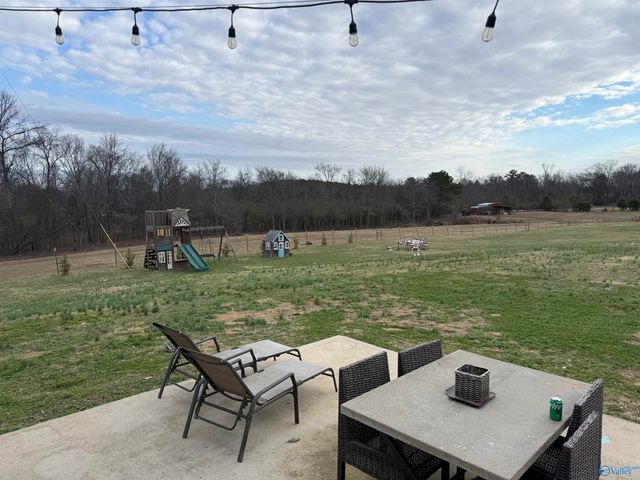 619 Neel School Road, Danville, AL 35619