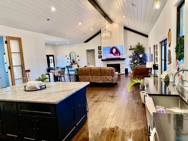 619 Neel School Road, Danville, AL 35619