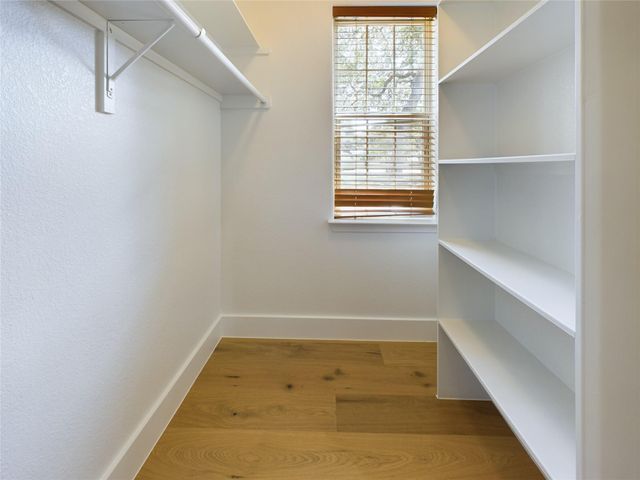 126 Island Oaks LN, Driftwood, TX 78619