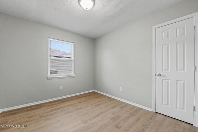 2009 Graveline Road, Gautier, MS 39553