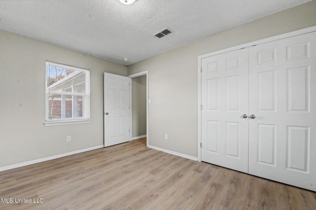 2009 Graveline Road, Gautier, MS 39553