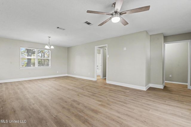 2009 Graveline Road, Gautier, MS 39553