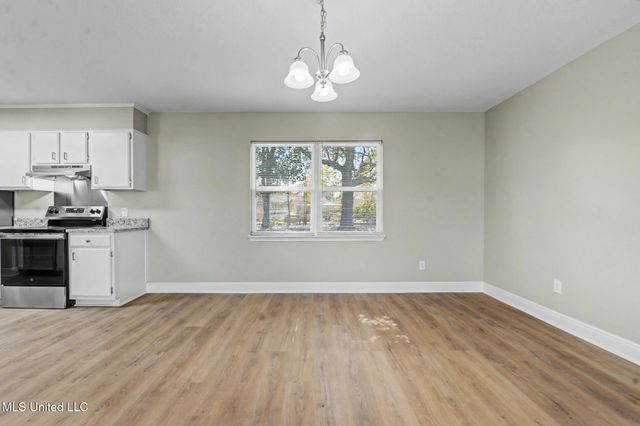 2009 Graveline Road, Gautier, MS 39553