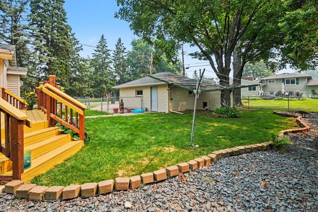 4858 Carolyn Lane, White Bear Lake, MN 55110