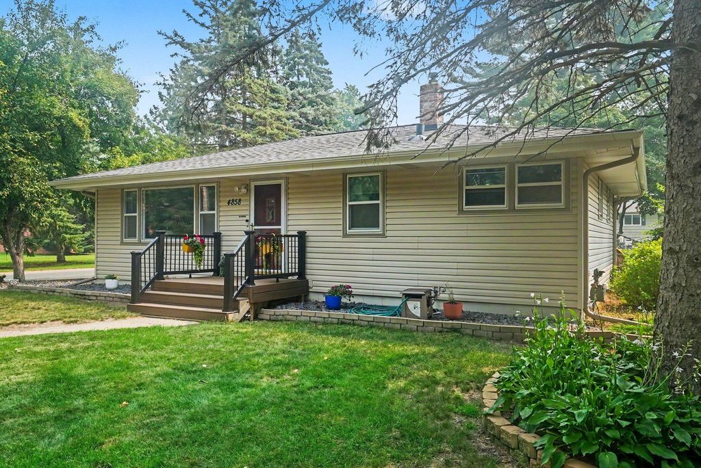 4858 Carolyn Lane, White Bear Lake, MN 55110 — photo 2