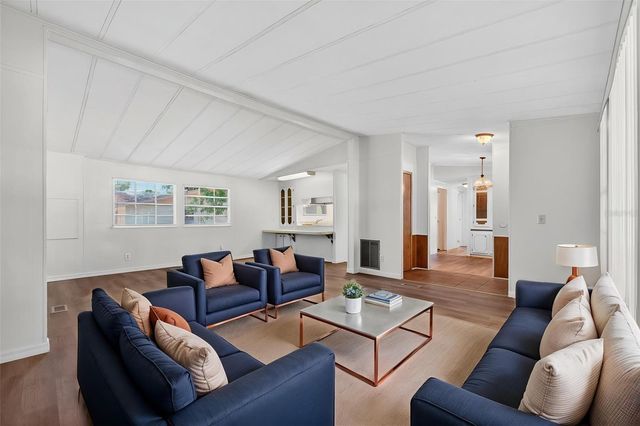 214 CANOVA DRIVE, Auburndale, FL 33823