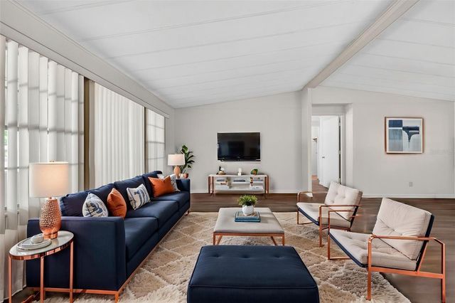 214 CANOVA DRIVE, Auburndale, FL 33823