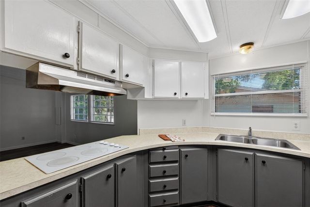 214 CANOVA DRIVE, Auburndale, FL 33823