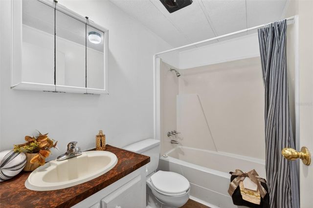 214 CANOVA DRIVE, Auburndale, FL 33823