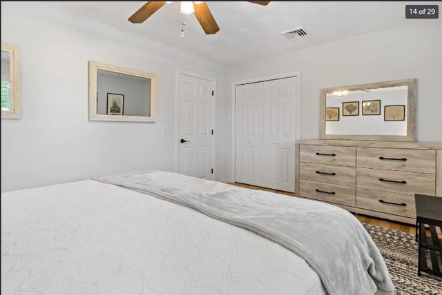 14 Lakeview Drive, Narragansett, RI 02882