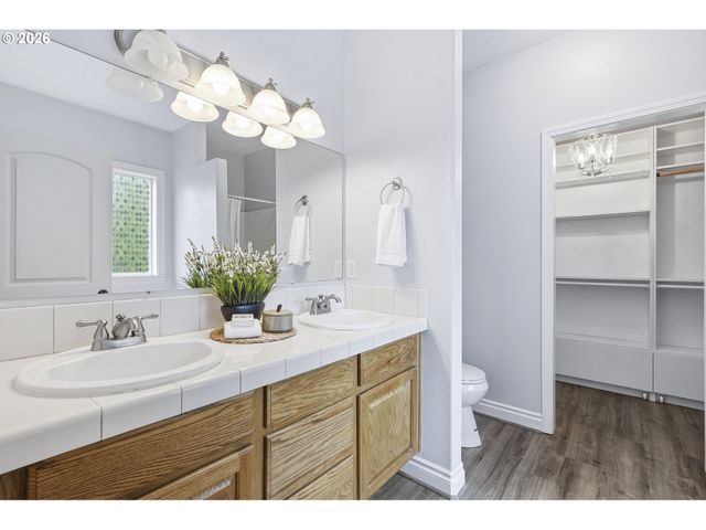 12718 Ne 12TH Ave, Vancouver, WA 98685