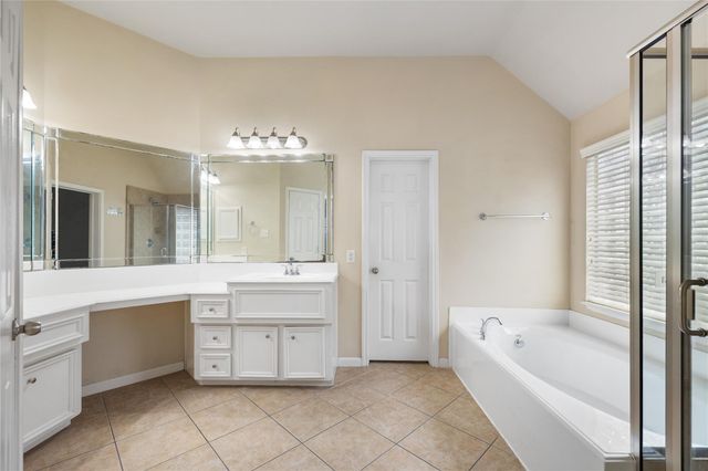 12610 Patrick Palace, Houston, TX 77089