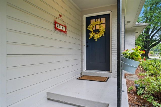 5229 SEQUOIA RD, Memphis, TN 38120