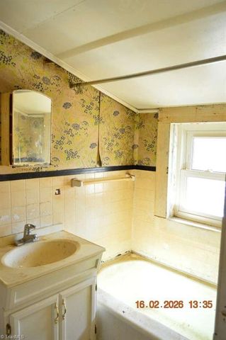 7716 Summerfield Road, Summerfield, NC 27358