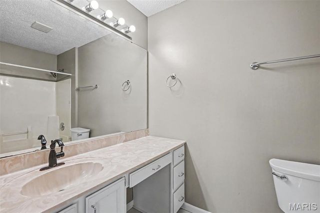 1326 Pegasus Trail, St Peters, MO 63376