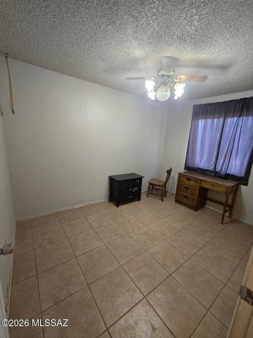 28660 S Cerro Pelon Place, Amado, AZ 85645