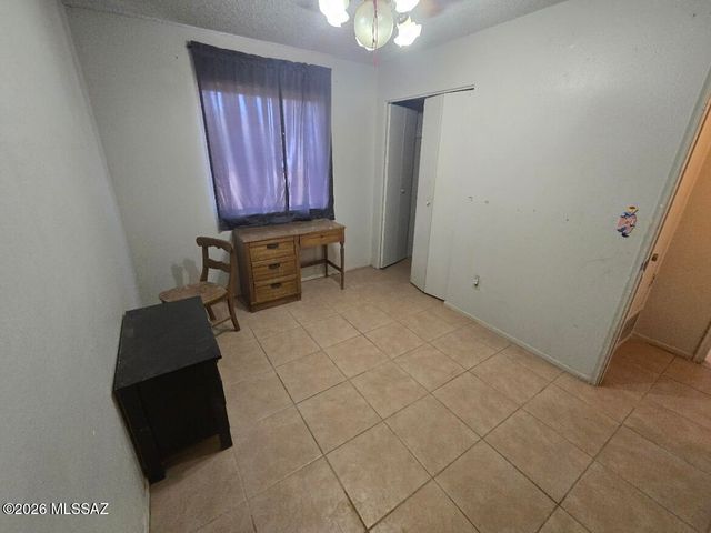 28660 S Cerro Pelon Place, Amado, AZ 85645