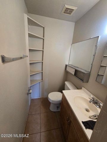 28660 S Cerro Pelon Place, Amado, AZ 85645