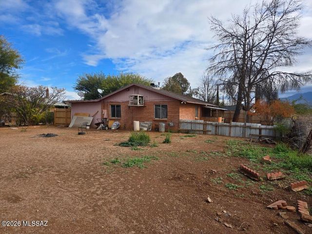 28660 S Cerro Pelon Place, Amado, AZ 85645