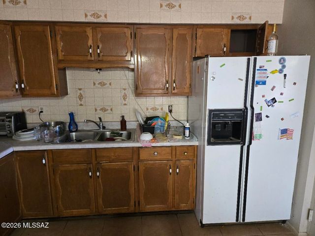 28660 S Cerro Pelon Place, Amado, AZ 85645