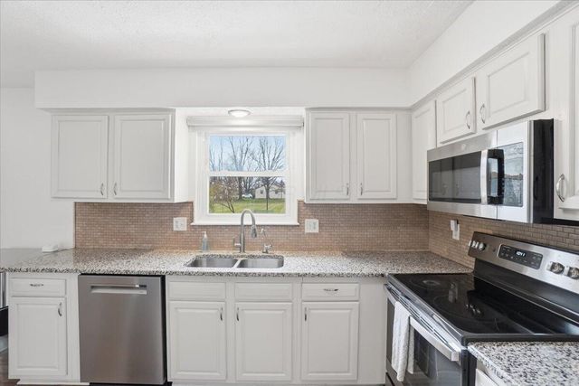 12815 Fox Run Court NW, Pickerington, OH 43147